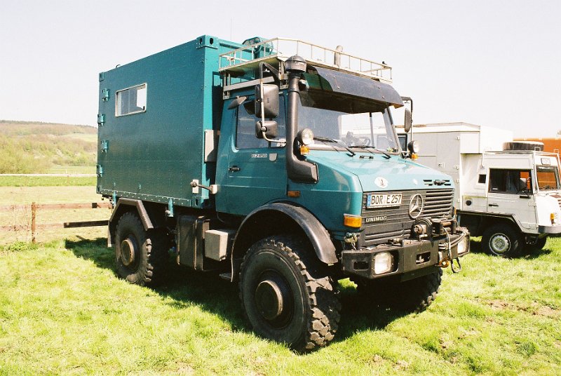 F1010033